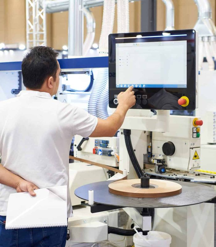 Worker,Control,Panel,Automatic,Edgebander,Machine